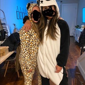 Leopard oneszie w/ detachable tail, feet that zip on/off, hood and paw details